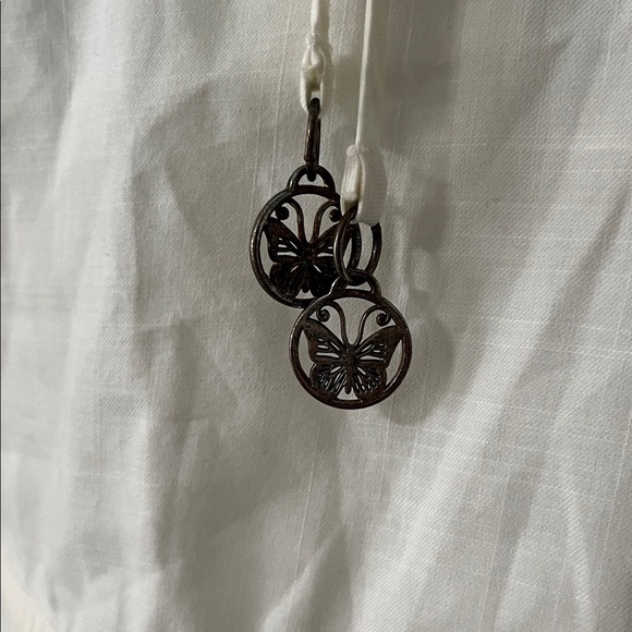 Juicy Couture white Blouse with Pink and Green Embroidery - Picture 2 of 9